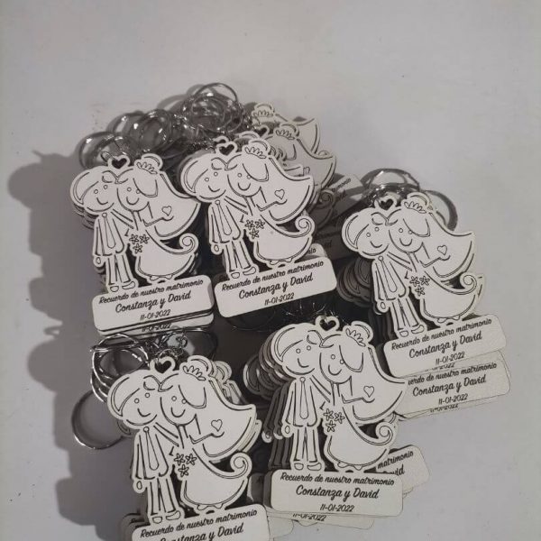 Llavero Recuerdo de Matrimonio Personalizado: Un Detalle Único para tus Invitados - Imagen 6
