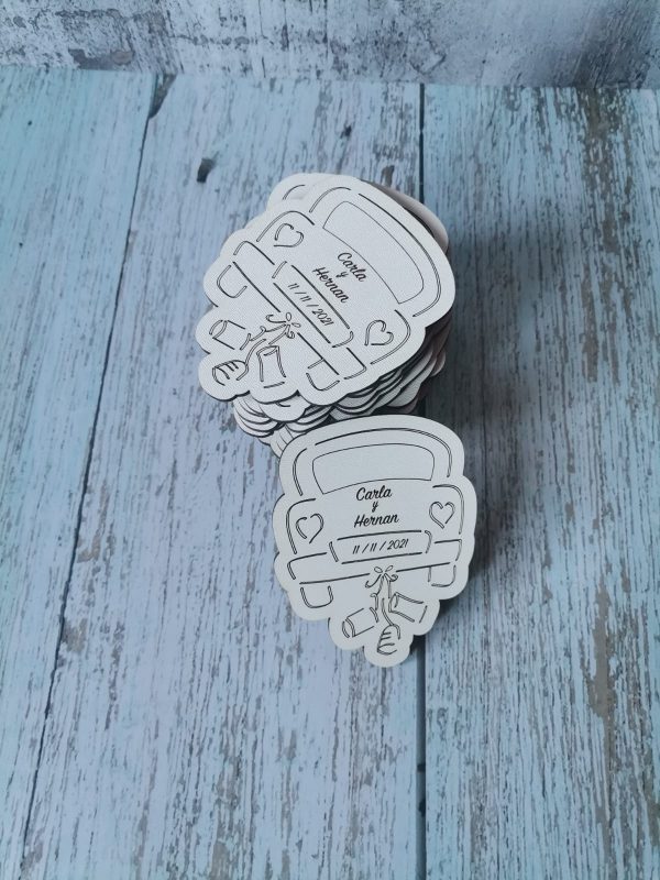 Recuerdo de Matrimonio Auto Imantado - MDF/Durolac, 7cm - Imagen 3