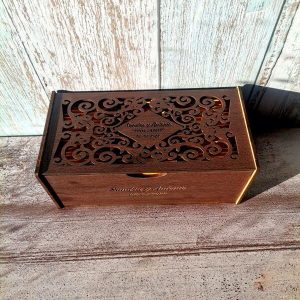 Recuerdo de matrimonio caja para té personalizada